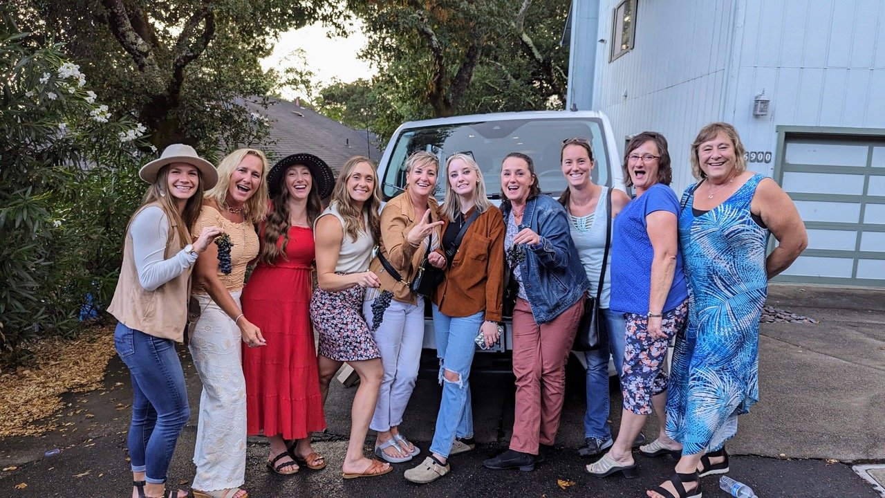 Sonoma wine tour guests