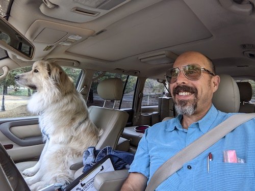 dogs at dog friendly wineries in paso Robles